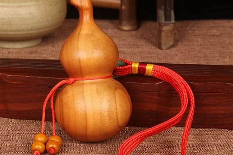 钥匙扣上挂什么东西提升运气,真心请教,感恩…？