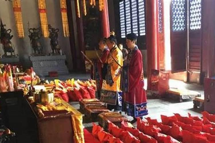 算命说还官吏债什么意思