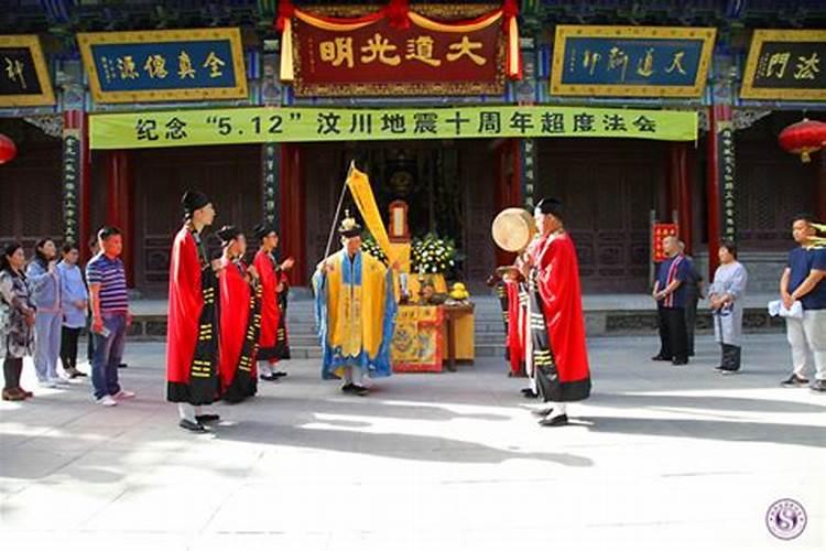 这个八字伤官合杀能成格吗？