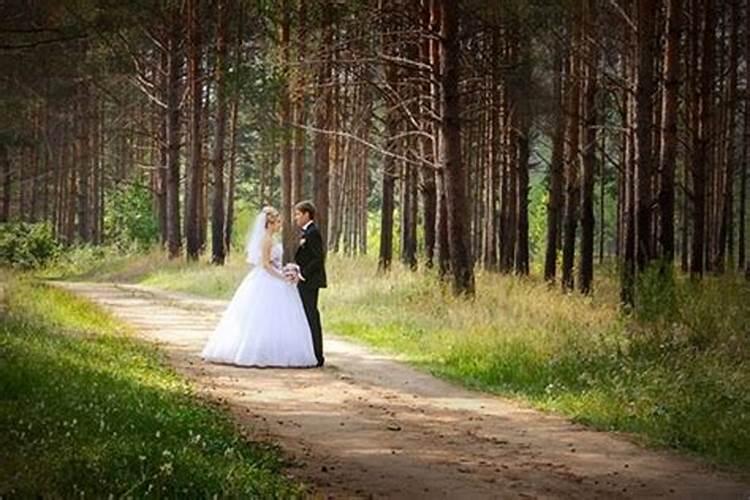 梦见仇人结婚故意打电话气我的预兆