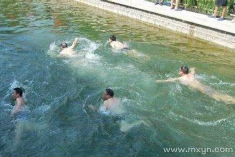 梦见在河里游泳是什么预兆