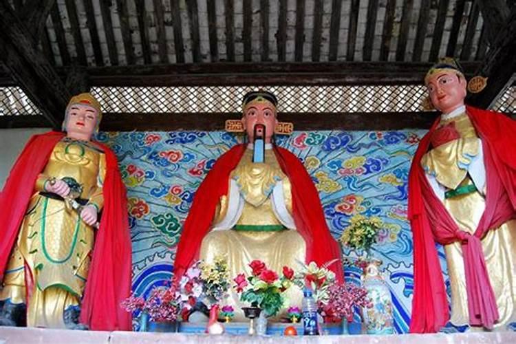 八月十五都给什么神仙上供 农历八月十五供什么菩萨