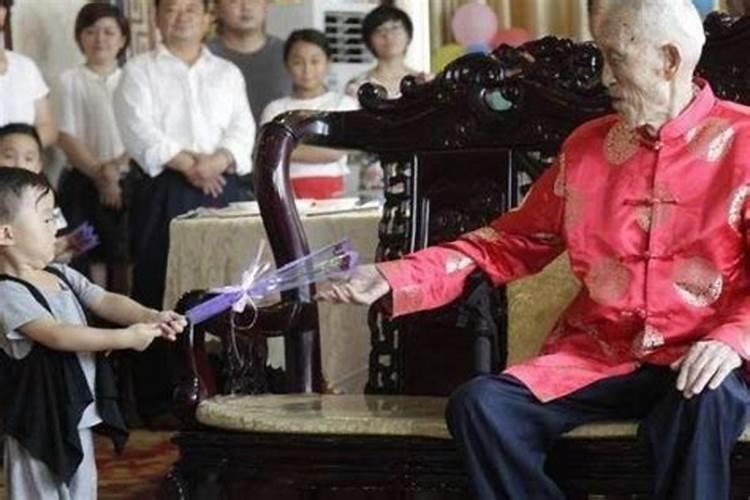 本命年可以上坟祭祖吗