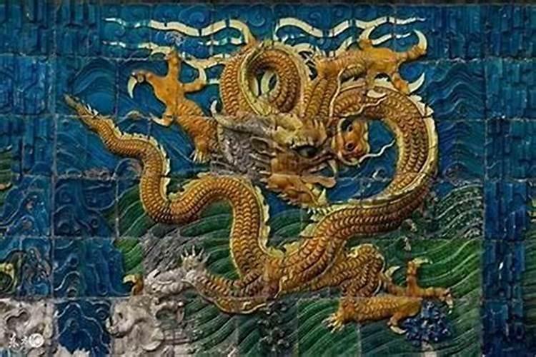 1976年属龙一生坎年是哪几年如何化解生肖劫难