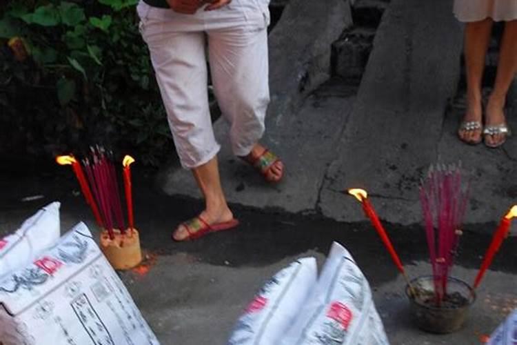 七月十五鬼节小孩子能出门吗