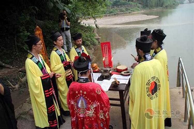 中元节祭拜先人的食物