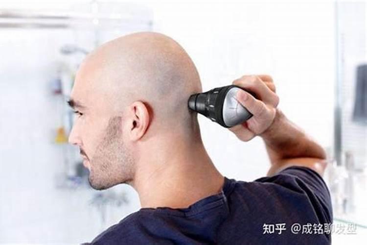梦见去世的人给我剪头发