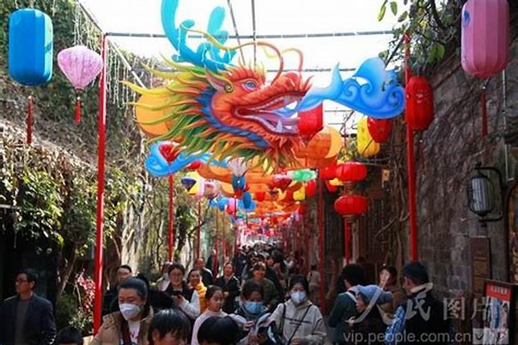 梦见老人摔倒了是什么预兆