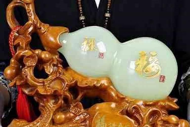 办公桌风水怎么摆放能防小人