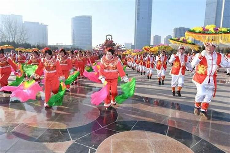 初五迎财神几点放鞭炮最好