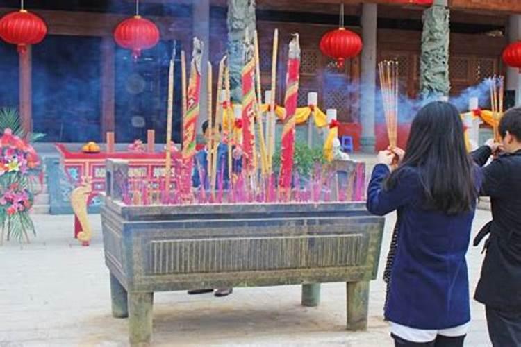 正月初一十五摆贡需要几样贡品,一般都有什么