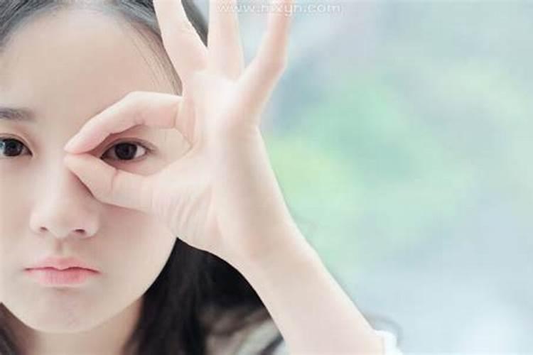 梦见女儿的牙齿掉了是什么意思？