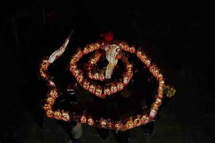 正月十五元宵节有些地方烧龙灯的民俗是怎么由来的？