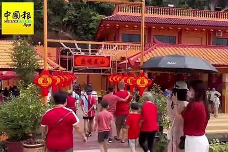 迎财神的习俗