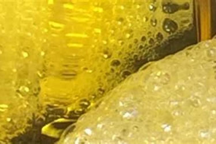 梦见自己家的食用油倒在地上的预兆