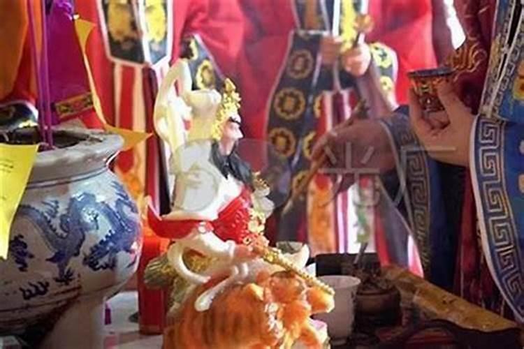 烧周年是提前一天还是延后一天 烧周年有什么讲究？