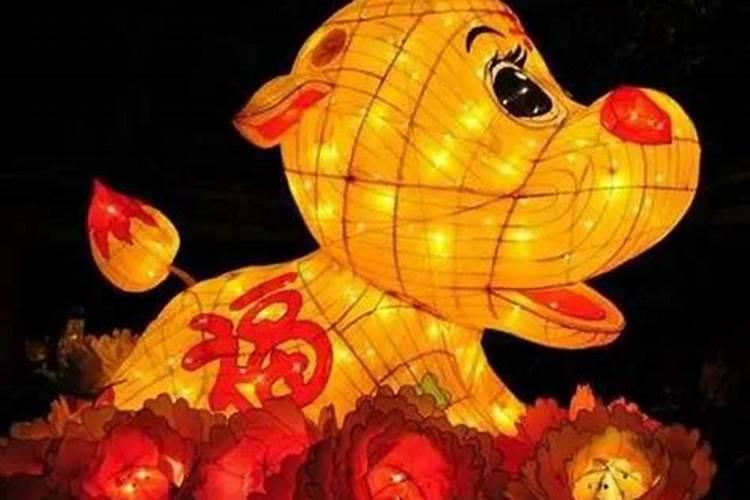 春节上坟只能初一到初三上吗？正月十五以前是不是都可以上坟呀？