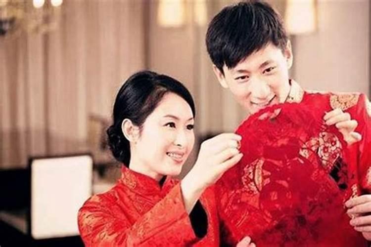 婚姻要不要听算命的,感情运势算命的说得准吗