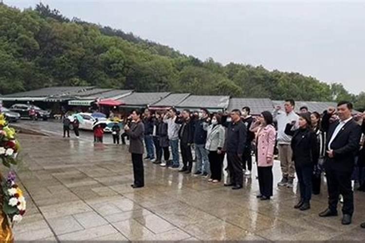 梦见蓝色的水是什么预兆