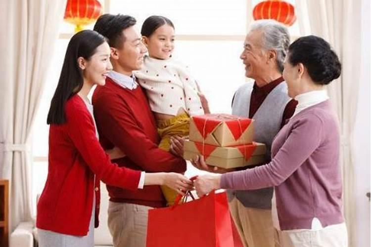端午节提前几天给客户送礼合适？5天？4天？3天？2天？1天？