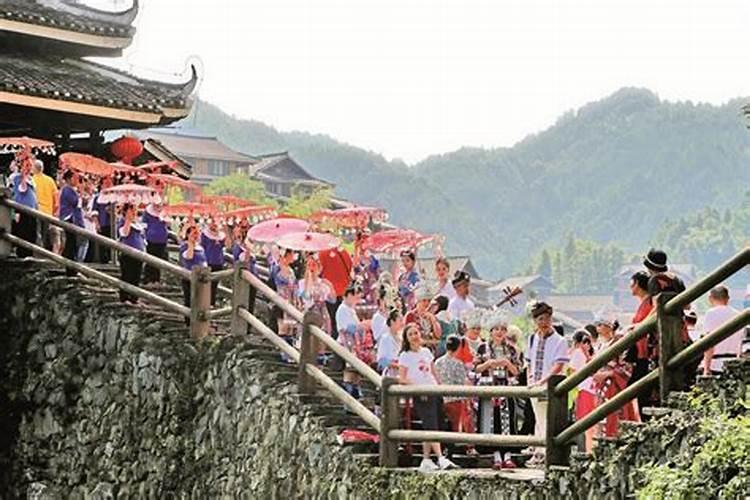 梦见女朋友在跟别人约会的预兆