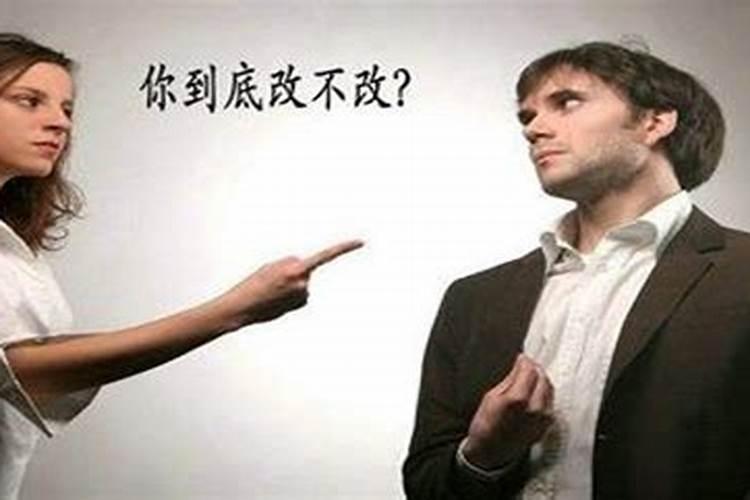 梦见老公和别的女人很暧昧