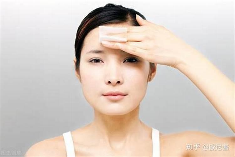 护肤 立秋后护肤,要学会随“季”应变