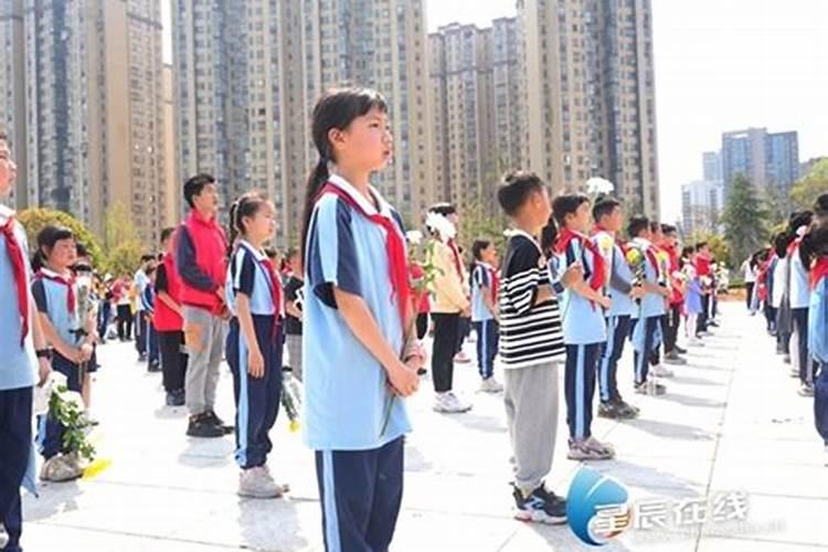 1979年羊人43岁后命运财运79年属羊人后半生婚姻