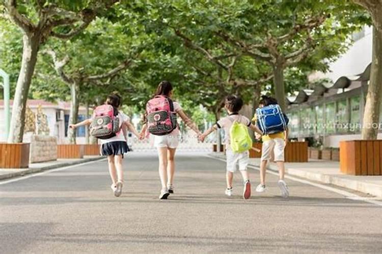 求救,2次梦见进了大学却找不到宿舍