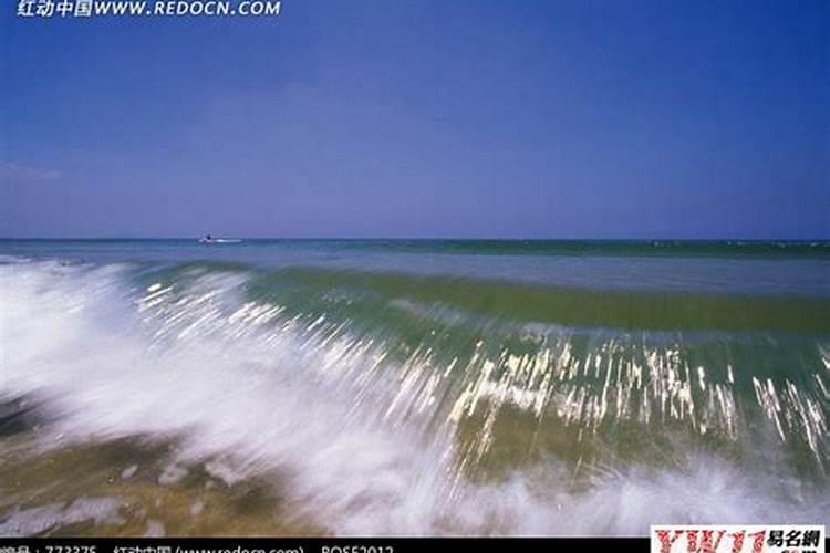 梦见大海涨潮,预示着什么？
