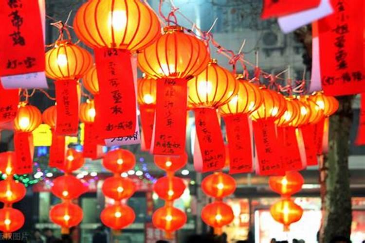 元宵节打灯笼的起源二年级简短
