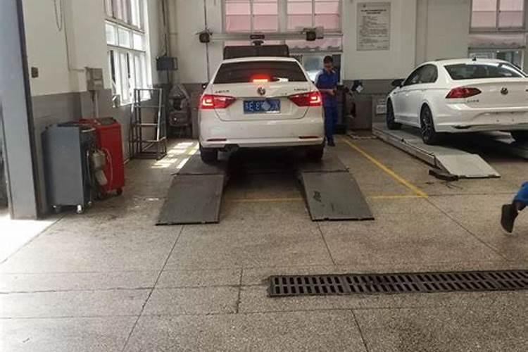 梦见天上好几条龙,梦见龙在天上飞好不好