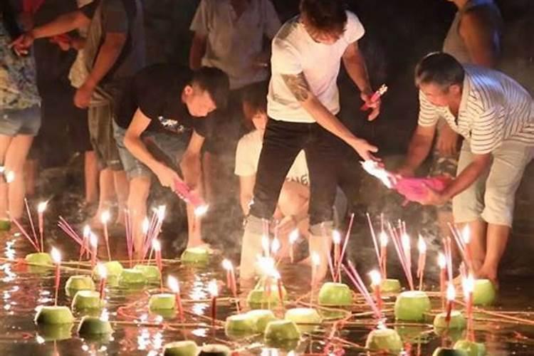 鬼节要烧什么？中元节祭祖烧什么？