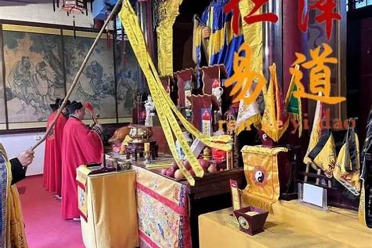 周公解梦梦见鬼上身 梦到鬼上身是什么意思