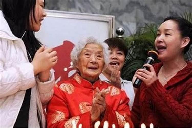 八字测一生婚姻状况,女子八字看有几次婚姻？