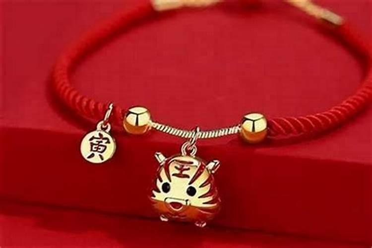 属虎女佩戴什么运气最好