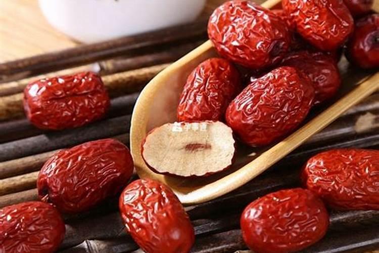 清明节为什么是阳历 传统节日清明节为啥按阳历算