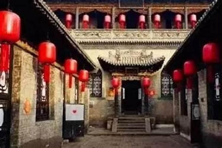 去寺庙求保佑是否许愿