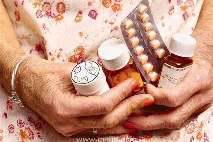 梦见生病的老人病好了的预兆