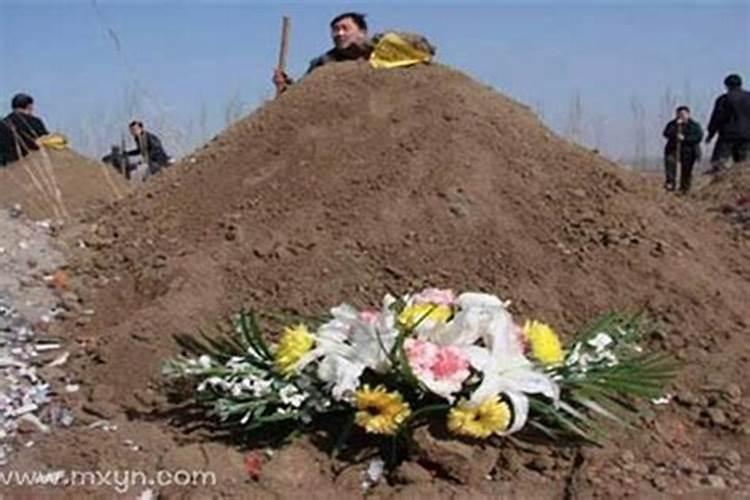 经常梦见死去的人好不好