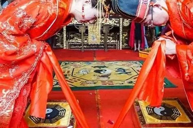 八字墓库是什么意思？