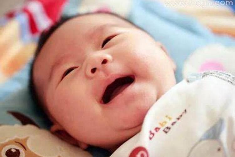 已婚女人梦见自己生了个男孩