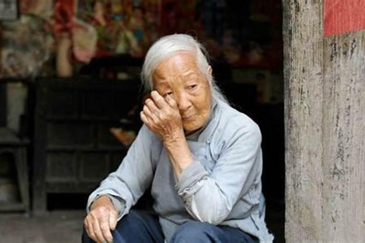 梦见老人死了好不好 梦见老人死了预示什么