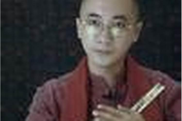 婚姻是否该相信算命