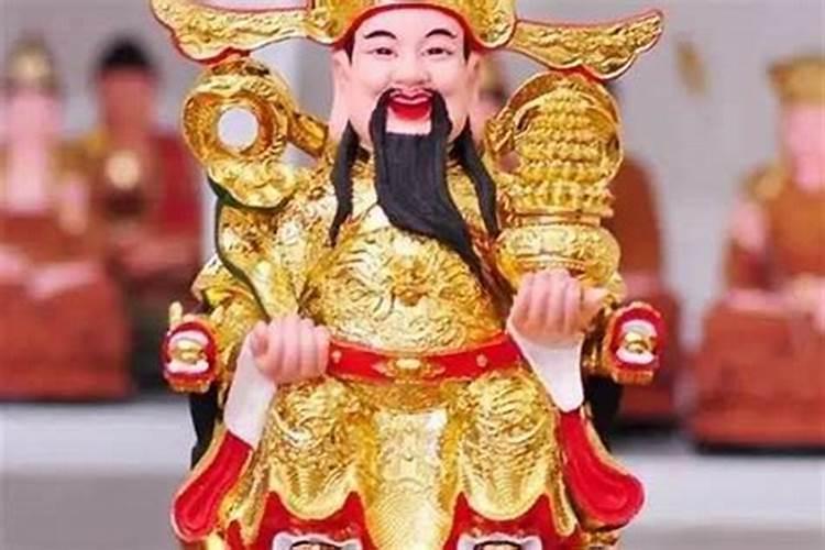 专门哭丧,吹喇叭,做法事的人叫什么？