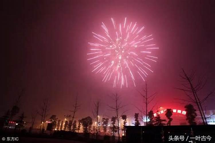 除夕怎么过？