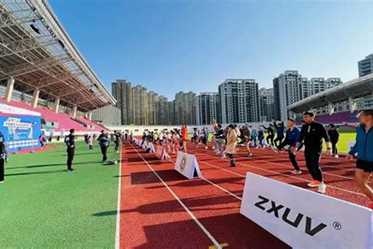 农历十月出生的属鸡人运势如何