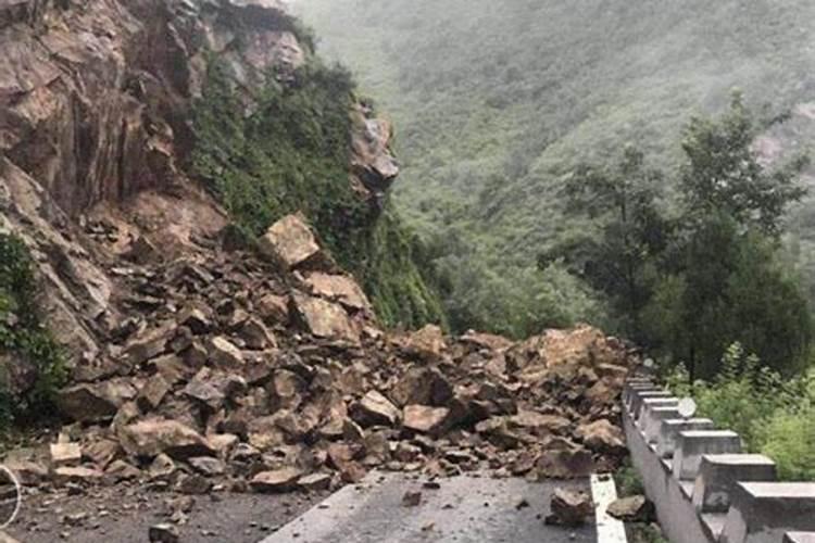 梦见塌方是什么预兆梦见山体滑坡
