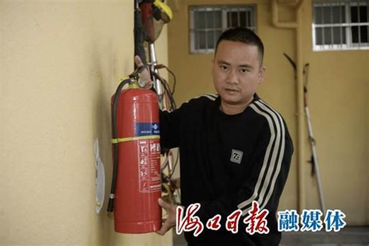 梦见帮领居家灭火的预兆