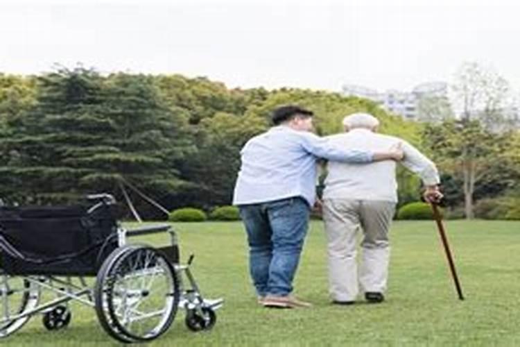 梦见死去的爷爷奶奶搬家是怎么回事